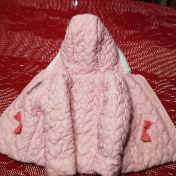 SOLD OUT!!!!GIRL JACKET from DISNEY STORE. SIZE 3T - Picture 7 of 7